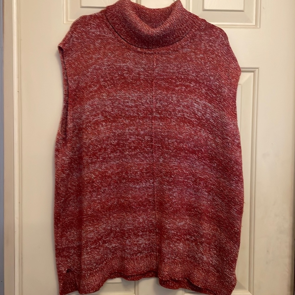 N Touch Sleeveless Cow Neck Sweater XL 2 Shades of Red w/stripe